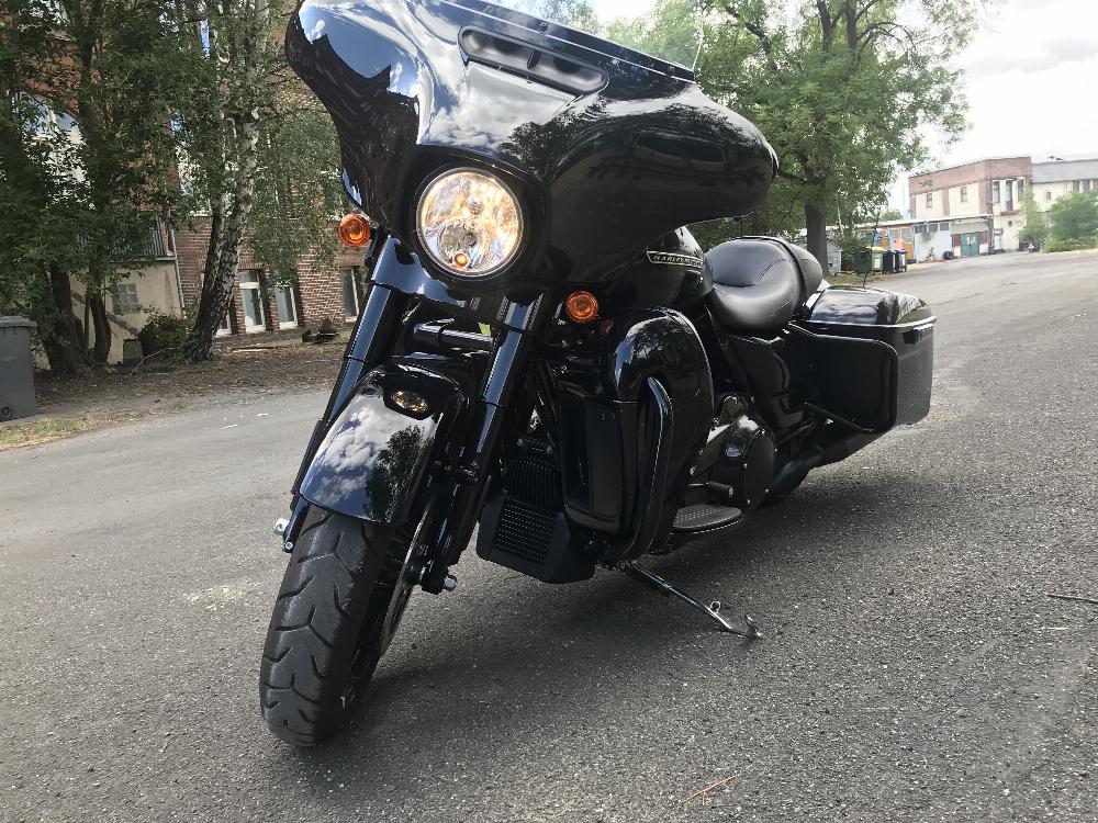 Motorrad verkaufen Harley-Davidson Street Glide Spezial (FLHXS) Ankauf